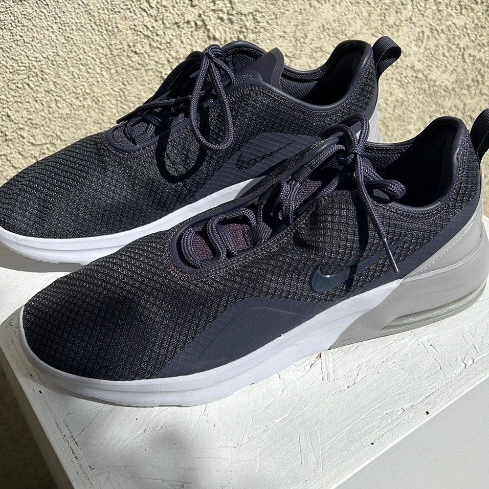 Nike air sneakers